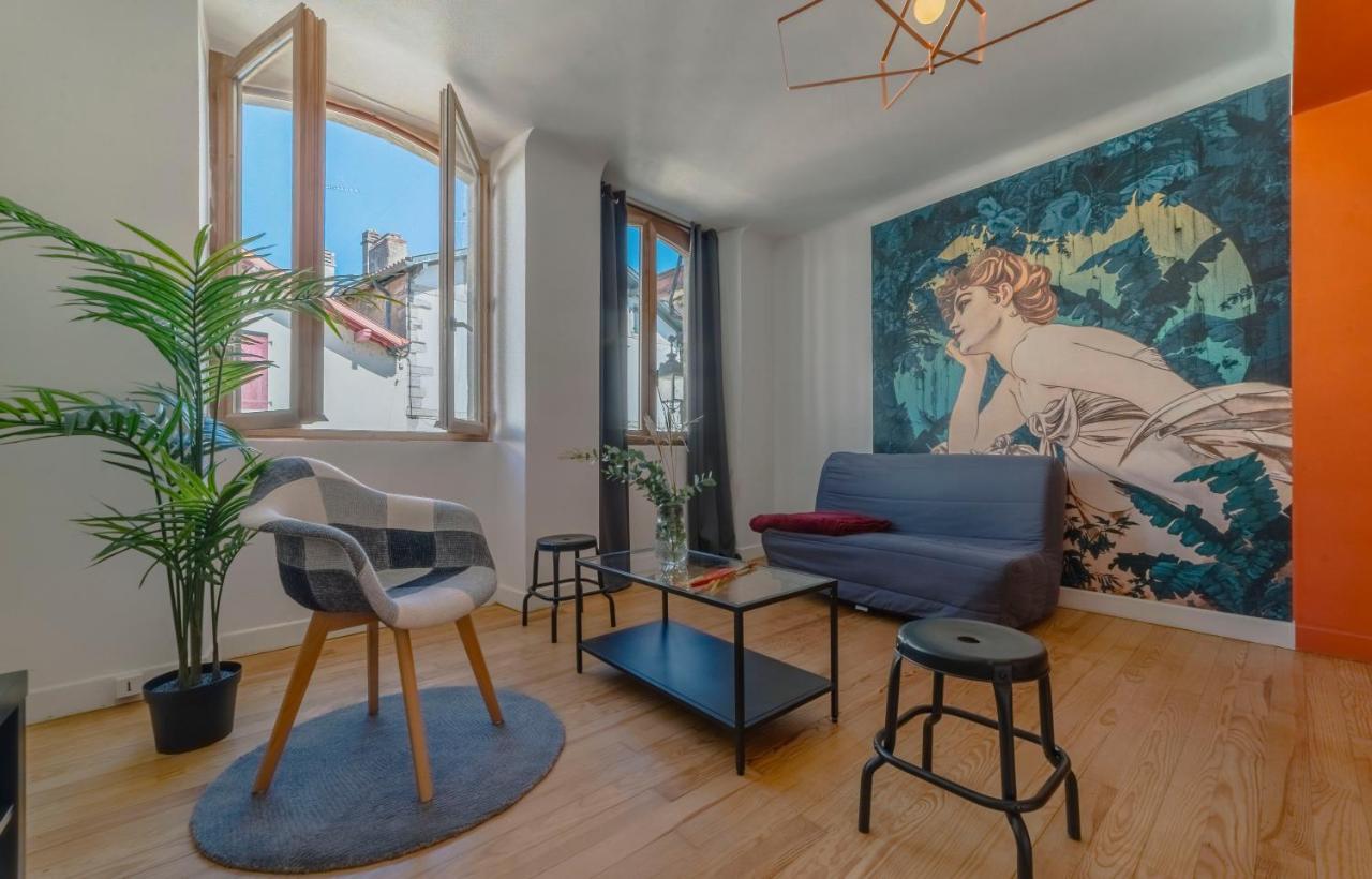 AppartHôtel Lily, Agréable T2 pour 4 pers calme et jardin coeur de Village Bidache Exterior foto